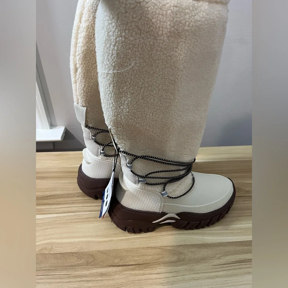 Hunter Cream and Brown Women's Winter Rain Boots